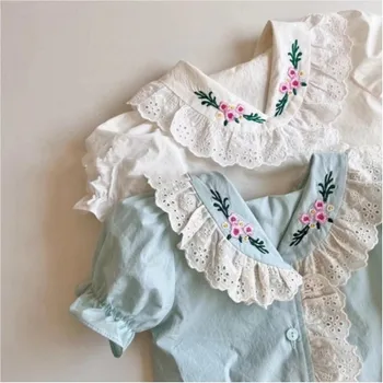 2023 Корейски Летни Детски Блузи за момичета, Дантелени Памучни ризи с цветя заплаткой и бродерии, Тениска с ръкав-фенерче копчета за момиченца